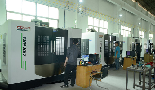 เครื่อง CNC โรงงานแม่พิมพ์เมลามีน